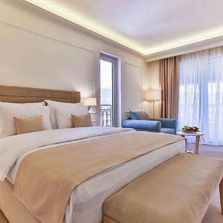 Hotel Crown ブドヴァ エクステリア 写真
