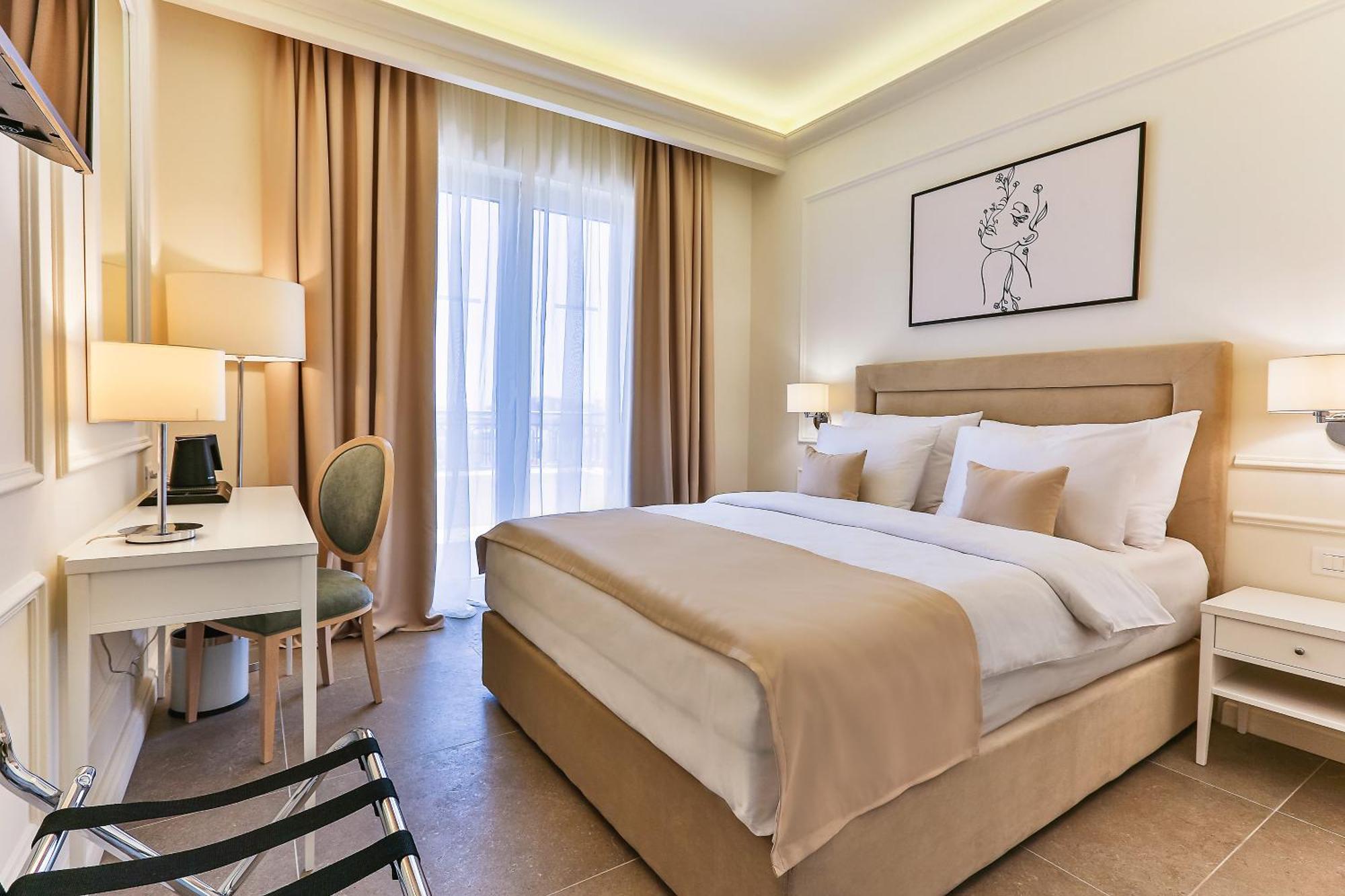 Hotel Crown ブドヴァ エクステリア 写真